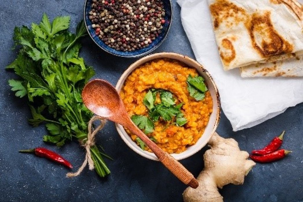 Dahl de lentilles corail à l’indienne